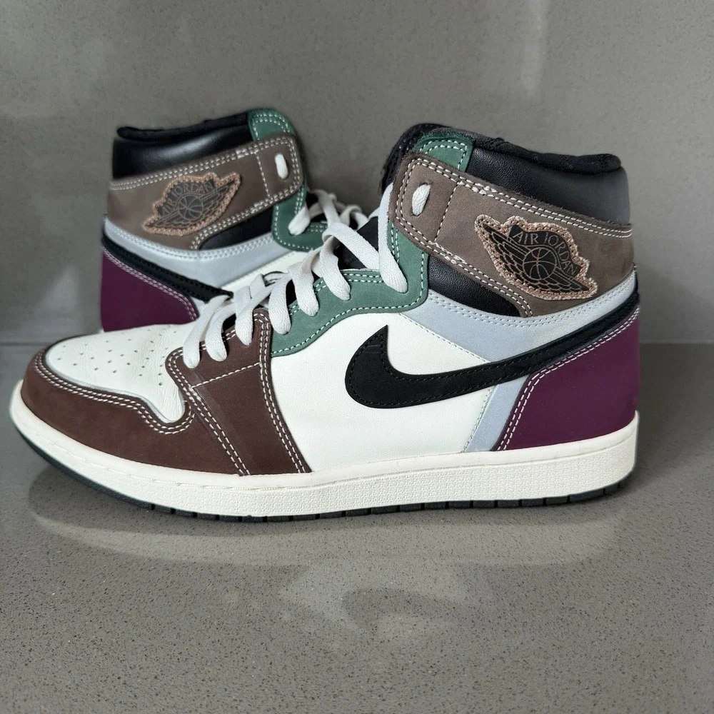 Jordan 1 Retro High OG Hand Crafted Sneaker DH3097-001 Men's 11